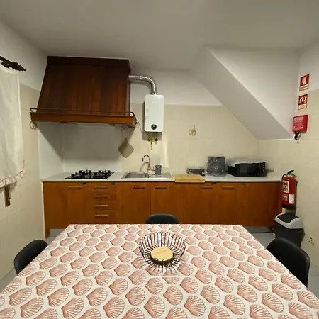 Meira House B&B *