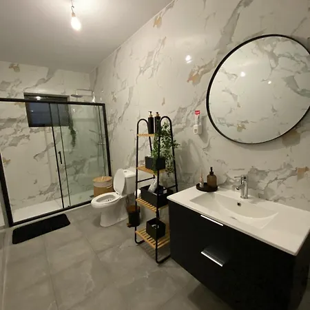 Meira House